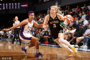 詹俊：德国缺乏顶级中卫压阵；荷兰世界杯进四强难（詹俊：德国缺少顶尖中卫镇守，荷兰晋级世界杯四强难度大）