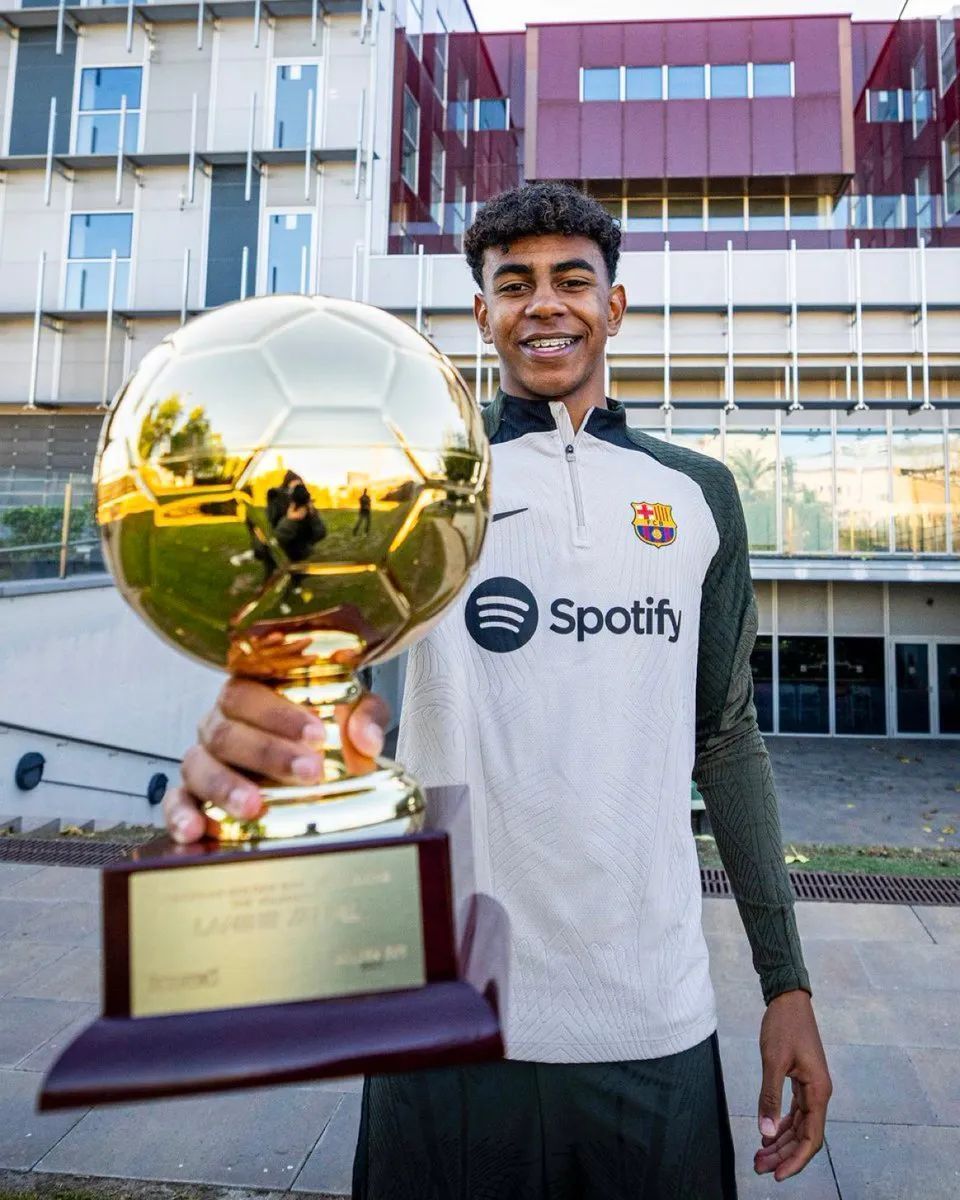 半场战报：三镇0-2山东，泽卡建功，刘洋破门（半场速报：三镇0-2山东，泽卡、刘洋先后建功）