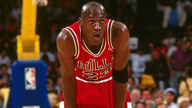 布伦森首节20分创本赛季个人新高，单节20+次数超甜瓜（布伦森首节砍下20分刷新本季单节个人纪录，单节20+次数已超越甜瓜）