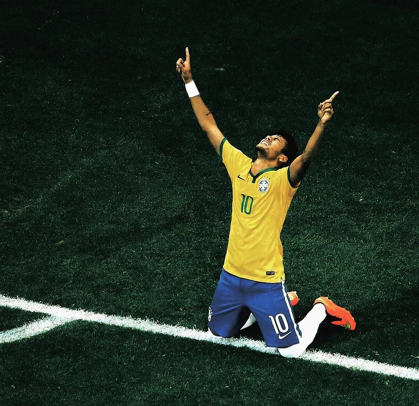 半场战报：汉堡0-1云达不莱梅，斯特奇破门