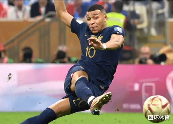 贾凯里尼：诺阿-朗是早期版本的我，尤文坎比亚索是后期的我（贾凯里尼：诺阿-朗是我的早期缩影，尤文的坎比亚索更像成熟版的我）