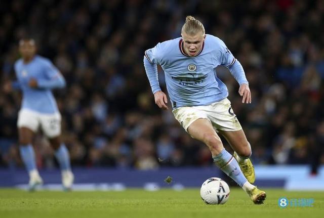 最后一舞！国安五虎将迎生涯终点战，球迷：请带着奖杯离开！（谢幕之战！国安五虎将迎职业终章，球迷：捧杯告别！）